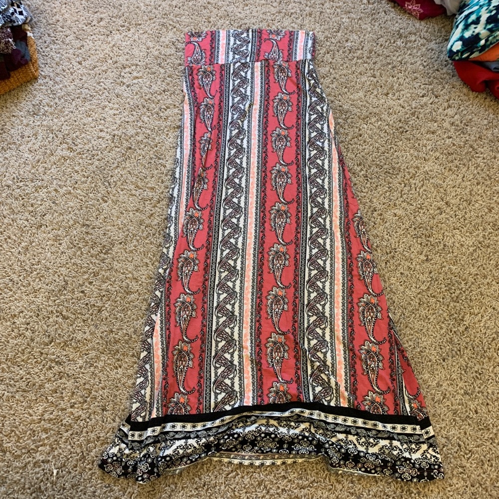 Long patterned skirt